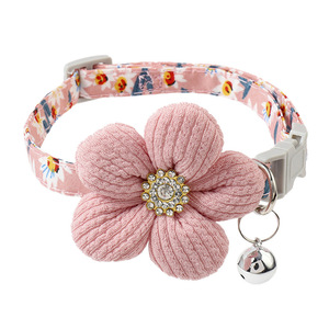 <span class=keywords><strong>Collar</strong></span> para Perro Pequeño con Diseño Floral, Accesorio Adorable para Mascotas, Cierre de Hebilla con Flor Desmontable - Product Image 3