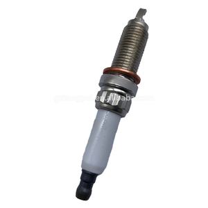 Bougies d'allumage automobiles de haute qualité adaptées à <span class=keywords><strong>BMW</strong></span> OEM 12 12 0 038 896 12120038896 - Product Image 2