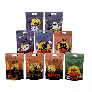 Pochette autoportante haute barrière en PET/AL/PE mat pour bonbons et chocolats d'Halloween - Product Image 3
