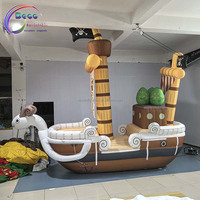 Barco Pirata Inflable Gigante con Cabeza de Oveja, una Decoración Ideal para Entretenimiento