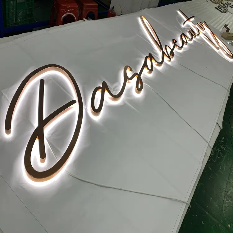 Benutzer definierte Rose Gold Metall Led Hintergrund beleuchtete Buchstaben im Freien große 3D beleuchtete Zeichen Restaurant Gebäude Zeichen Lieferungen