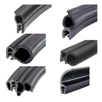 Bande d'étanchéité en mousse de caoutchouc extrudée sur mesure, durable, pour accessoires de porte de placard de machine