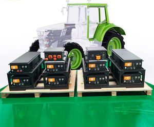 แบตเตอรี่ลิเธียมแรงดันสูง CTS OEM 40kWh 50kWh 400V 512V 614V 100Ah ระบบ Lifepo4 สำหรับรถแทรกเตอร์การเกษตรกำลังสูง - Product Image 1