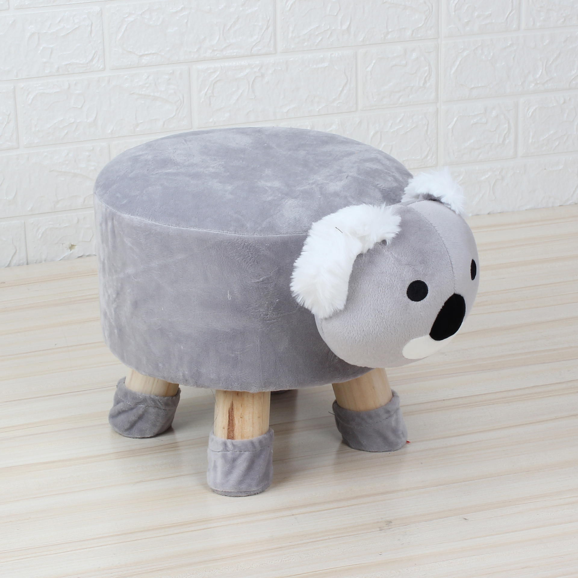 Koala de patas cortas
