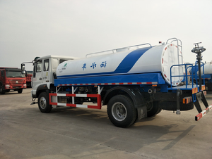 รถบรรทุกน้ำพ่นฝอย SINOTRUCK แบบปรับแต่งได้ใหม่ 10 ล้อ เครื่องยนต์ดีเซล Weichai ระบบกันสะเทือนแบบลม ขับเคลื่อน 6x4 พวงมาลัยซ้าย - Product Image 3
