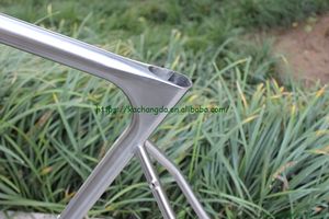 Cadre de vélo en titane imprimé en 3D par XACD avec tube de direction conique - Product Image 4