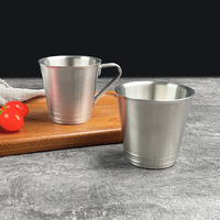 Tasses à bière et à café portables en acier inoxydable 304 grande capacité pour le camping, les restaurants et les hôtels