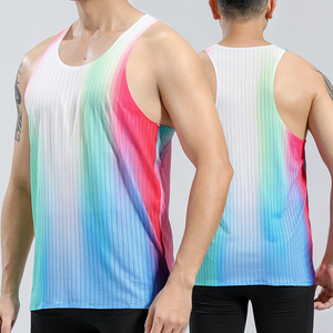 Camiseta Deportiva Ligera de Verano para Hombre, de Secado Rápido, con Aberturas Laterales en Tres Colores, Personalizada con Estampado para Maratón - Product Image 1