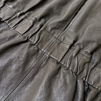 Veste en cuir véritable pour femme, style streetwear, col montant, en peau de mouton, avec multiples poches irrégulières, fabrication artisanale, direct usine
