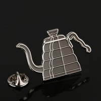 Broche personnalisée OEM en émail, motif cafetière minimaliste, en métal plaqué argent, badge de revers pour les amateurs de café, décoration de sac à dos