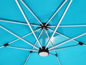 <span class=keywords><strong>Parasol</strong></span> de patio extérieur imperméable robuste promotionnel <span class=keywords><strong>Parasol</strong></span> géant moderne à <span class=keywords><strong>LED</strong></span> <span class=keywords><strong>Parasol</strong></span> solaire <span class=keywords><strong>pour</strong></span> hôtel parc restaurant - Product Image 3