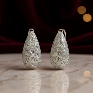 E4401 Orecchini pendenti in oro bianco con diamanti a forma di goccia d'acqua con montatura a pavé, gioielli di lusso da donna - Product Image 2