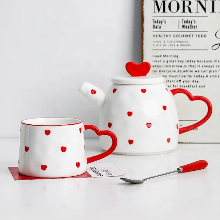Madou yaratıcı sevimli öğleden sonra seramik kupalar ev su bardağı demlik atıştırma tabağı kahve fincan ve çay tabağı setleri