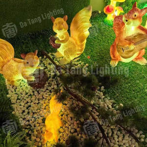 Lampes décoratives d'extérieur en forme d'écureuil, éclairage décoratif IP65 étanche pour parcs, paysages et célébrations. - Product Image 3