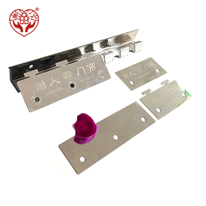 Service de traitement de coupe disponible <span class=keywords><strong>Kit</strong></span> de rideau en <span class=keywords><strong>PVC</strong></span> SS Type de crochet Rails de suspension Système de montage de rideau en bande de <span class=keywords><strong>PVC</strong></span> - Product Image 2