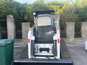 Mini chargeuses d'occasion utilisent le puissant mini-chargeur compact Bobcat T300 avec godet - Product Image 6