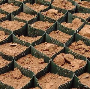 Geoceldas de nido de abeja de HDPE resistentes a bajas temperaturas y a la corrosión: proveedor certificado CE e ISO UE para asentamiento en tierra - Product Image 3