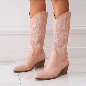 Bottines sur mesure pour femme à talon aiguille, bout pointu en acier, avec bride, hauteur mi-mollet - Product Image 1
