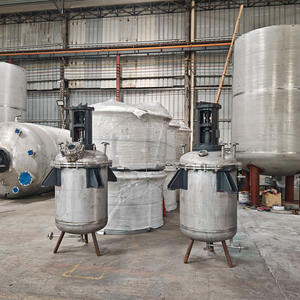 Machine de production d'huile lubrifiante industrielle, cuve de réaction avec moteur, réacteur de résine polyester insaturée - Product Image 1