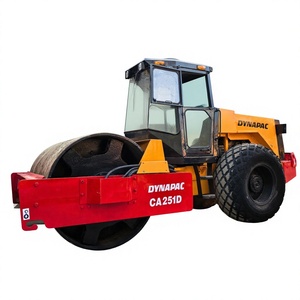 Compacteur routier statique à tambour unique DYNAPAC d'occasion, châssis rouge, moteur diesel 75KW, capacité de pente 25% - Product Image 2