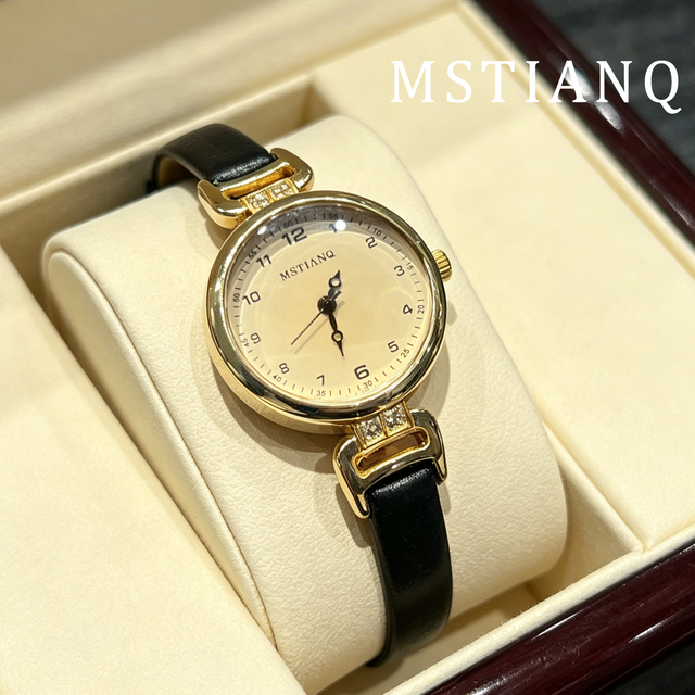 Retro Fashion Women's Watch French Style Light Luxury Elegant Round Small Dial Thin Strap Quartz Watch