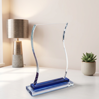 Trophée Sportif en Cristal en Gros – Récompense de Champion Personnalisée avec Impression UV et Technique de Gravure Sablée