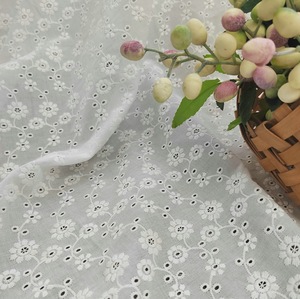 Tela de Encaje de Algodón Suizo, Tela Bordada con Patrones Florales para Vestidos, Camisas y Pantalones para Niños - Product Image 1