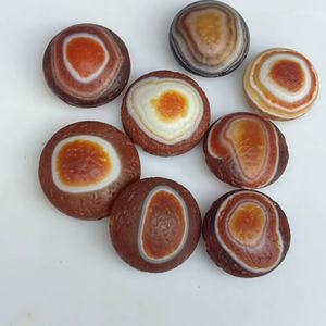 Matte Retro Aged Finish von Raw Stones 25-30mm Augen Augapfel Himmlisches Auge Roter Achat Natürliche Textur Landschaft Achat Verkauf von Stück - Product Image 3