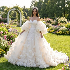 Vestido de Novia Wx374 Color Marfil, Sin Tirantes, con Tul Floral 3D, Apliques de Encaje con Cuentas, Manga Larga, Largo hasta el Suelo, Cola de Capilla - Product Image 1