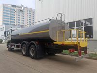 Camion-citerne Howo 6x4 20000L Diesel Euro 3 Emission 18000kg Masse Totale Autorisée en Charge (MTAC) Pompe d'arrosage