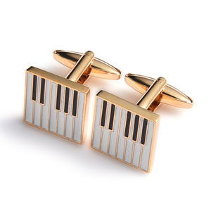 Mancuernillas Metálicas de Esmalte Suave con Diseño Delgado, Servicio OEM, Regalo Festivo, Gran Venta - Product Image 1