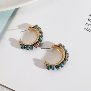 Pendientes de Aro con Cuentas en Forma de <span class=keywords><strong>C</strong></span>, de <span class=keywords><strong>Moda</strong></span>, al por Mayor, para Mujer, Color Dorado, Joyerí<span class=keywords><strong>a</strong></span> de Acero Inoxidable - Product Image 6