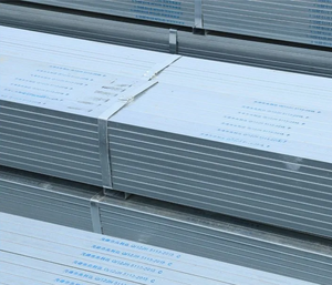 Tubi Quadrati in Acciaio al Carbonio Zincato ERW Saldati per Costruzioni, Campi Petroliferi, Recinzioni, Strutture, Tubi JIS/SABS/GS con Taglio e Piegatura - Product Image 5
