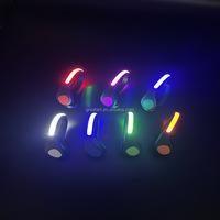 Lampe de course à pied LED étanche à batterie pour vélo de nuit Lampe de chaussure de sécurité pour les sports de vélo en plein air