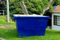 Conteneur à déchets en acier industriel Q235 à prix avantageux, capacité de 3000-5000 kg, pour la gestion des déchets de construction et des ferrailles