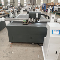 Plotter de corte oscilante CNC de cama plana para tablero KT, máquina de corte con cuchilla vibratoria CNC oscilante