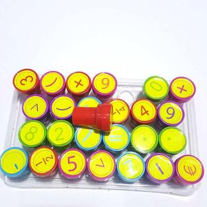 Tampon auto-encreur en plastique OEM <span class=keywords><strong>Topfun</strong></span> DF25 multicolore non toxique à motifs numériques pour jouet d'enfant - Product Image 5