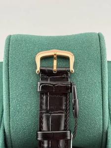 Montre pour femme, boîtier fin intemporel, cadeau de Noël, minimaliste, étanche, bracelet en cuir, montre à quartz - Product Image 3