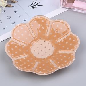 8 centimetri All'ingrosso <span class=keywords><strong>di</strong></span> Auto Adesivo Traspirante Invisibile Reggiseno Del Rilievo Del Seno Del <span class=keywords><strong>Silicone</strong></span> Riutilizzabile Nipple Covers - Product Image 4