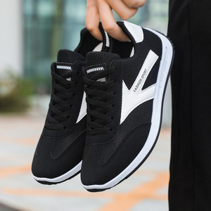 Chaussures de course pour hommes de luxe, style coréen, décontractées, type babouche, OEM, légères, avec doublure en maille et semelle intérieure en PVC, idéales pour l'été - Product Image 4