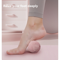 Balle de massage portable de 7 cm de diamètre, en silicone de haute qualité, à picots, avec noyau magnétique intégré, soulagement instantané de la douleur, pour la salle de sport