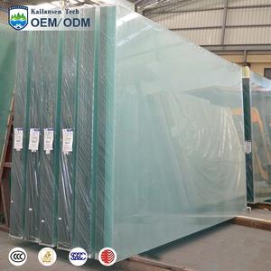 Fournisseur de fabrication de verre <span class=keywords><strong>en</strong></span> gros d'usine 4mm 5mm 6mm 8mm 10mm 12mm 15mm 19mm Verre flotté transparent pour la construction industrielle - Product Image 1