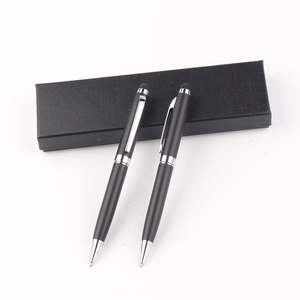 Cadeau personnalisé - Stylo tactile noir imprimé sur mesure - Product Image 2