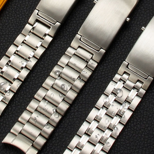 <span class=keywords><strong>Bracelet</strong></span> de montre en métal à extrémité incurvée 18mm 20mm 22mm <span class=keywords><strong>Bracelet</strong></span> de montre en acier inoxydable à <span class=keywords><strong>boucle</strong></span> déployante brossée pour <span class=keywords><strong>bracelet</strong></span> de montre intelligente - Product Image 6