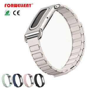 FORWELLENY Bracelet de <span class=keywords><strong>montre</strong></span> en silicone à rainures magnétiques avec cadre de protection métallique assorti, bracelet de remplacement pour Google <span class=keywords><strong>Fitbit</strong></span> Air - Product Image 1