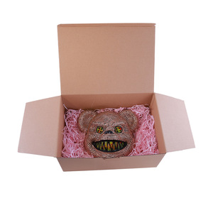 Máscara de calavera con diamantes de imitación para Halloween, con relleno rosa en caja de cartón, para decoración de fiestas - Product Image 4