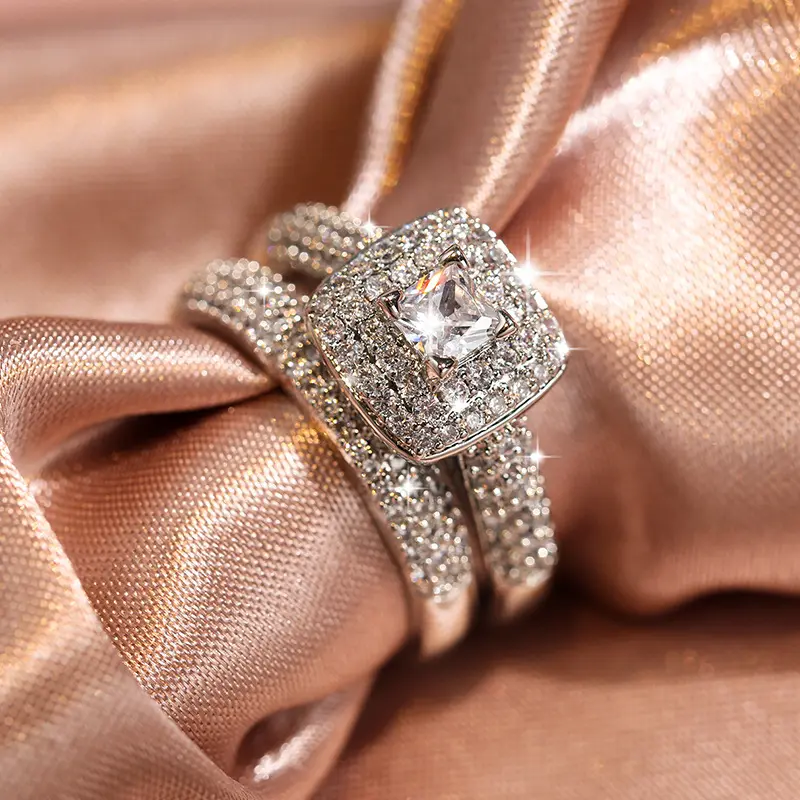 Fashion Glitter Couple Wedding Ring Jewelry 18K Real Gold Plated Copper Zircon Diamond Engagement Rings Set Tarnish Free