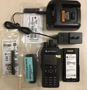 モトローラ MTP3150 MTP3250 MTP3550 TETRA デジタル双方向無線機 10KM GPS UHF VHF プロ仕様 公共安全用トランシーバー - Product Image 6
