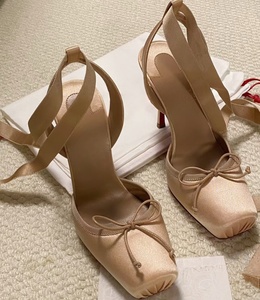 Zapatos de mujer de alta calidad, sandalias de tacón con punta cuadrada y lazo, sandalias de diseño para bailar, zapatos de tacón de aguja con tiras para fiesta. - Product Image 2