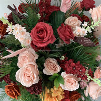 B1435 Hoogwaardige rozenbloemenarrangementen, zijden bloemstukken, rozen bruidsbloemen, rode bloemen, tafeldecoratie